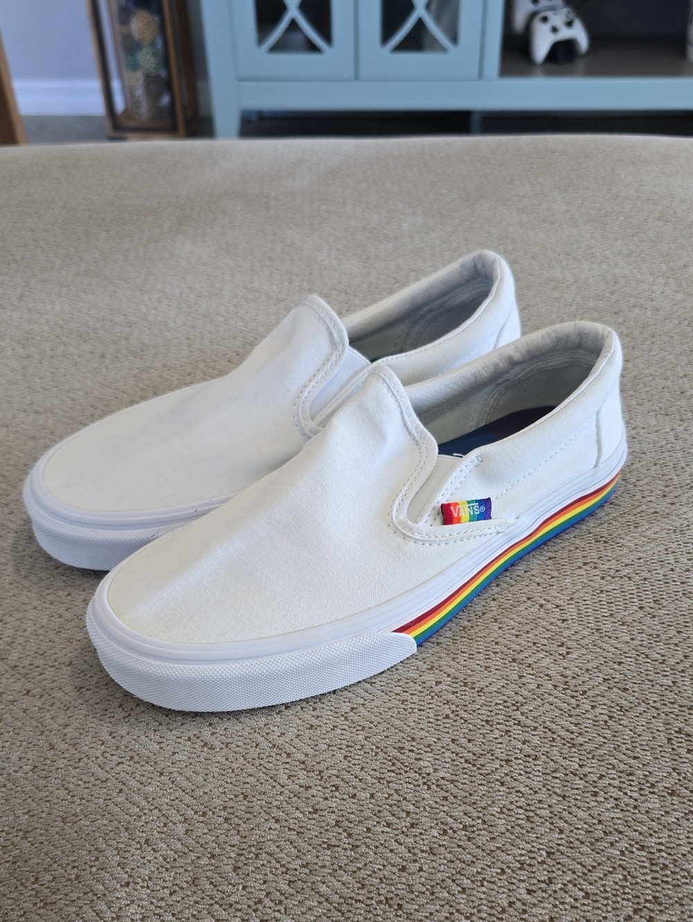 Vans Off The Wall Pride Rainblw Slip On Unisex Sneakers - Size 6.5/8
